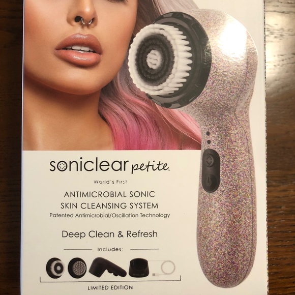 Soniclear Petite skin cleansing system - Picture 1 of 7